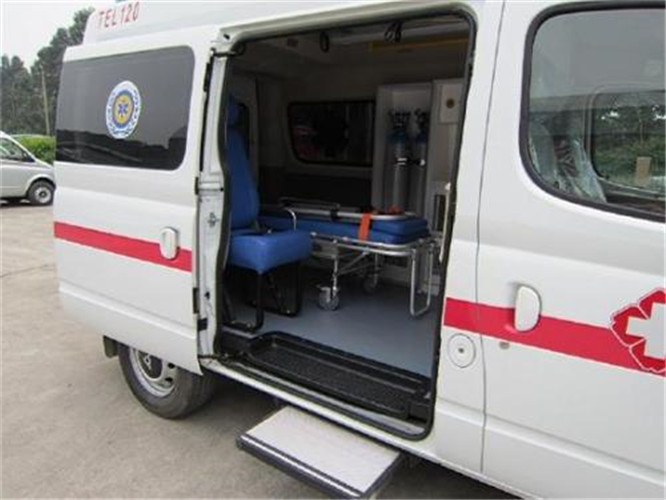 田东救护车出租服务案例7