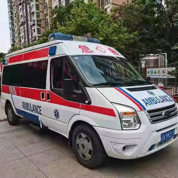 田东长途救护车护送病人返乡